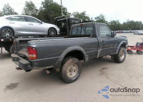 1994 Ford Ranger z USA, uszkodzony, nr VIN 1FTCR11X6RTA18891